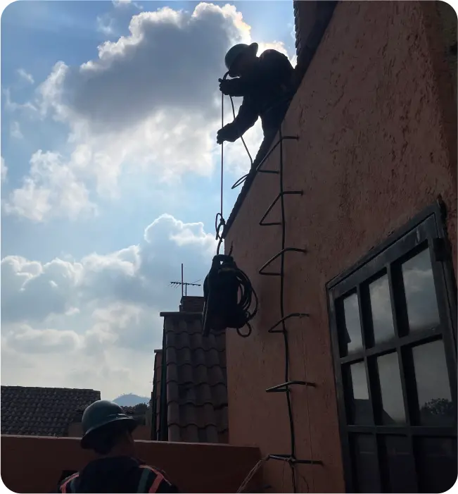 Evidencia fotográfica del servicio de lavado de cisternas y tinacos en Gustavo A. Madero
